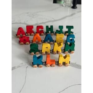 Maple Landmark wooden NameTrains Bright Letters